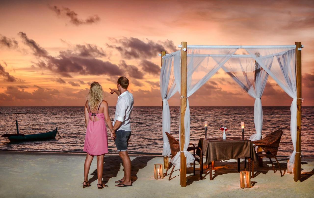 Triton Prestige Seaview And Spa Maafushi Exterior foto